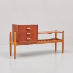 1047 1088 CHEST OF DRAWERS